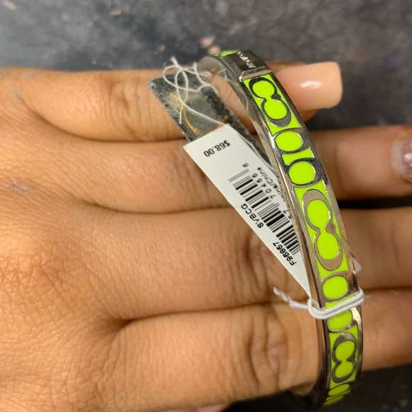 Coach Bracelet - Picture 3 of 6